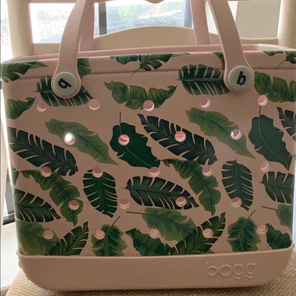 Rare Palm Bogg Bag